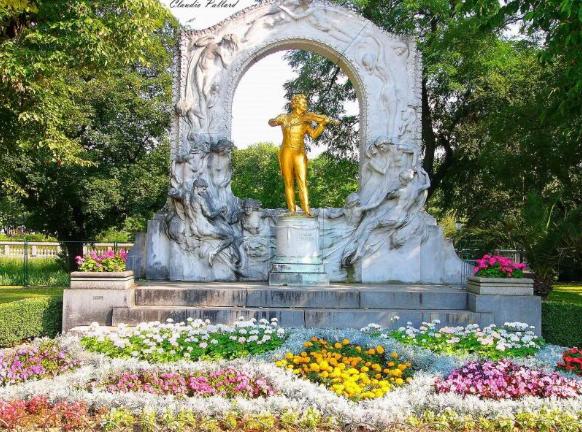 Monumentos de Viena: monumento a Johann Strauss 